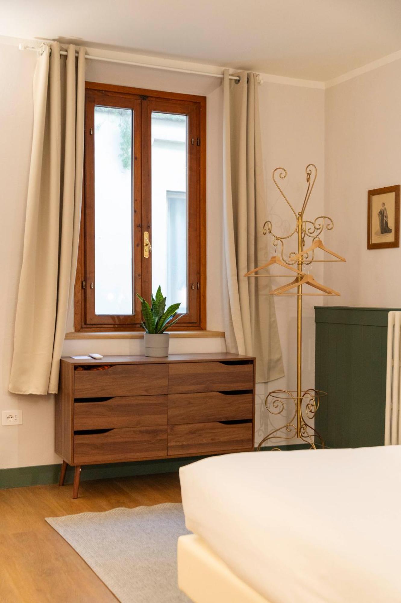 Affittacamere Zanobi 45 Флоренция Экстерьер фото